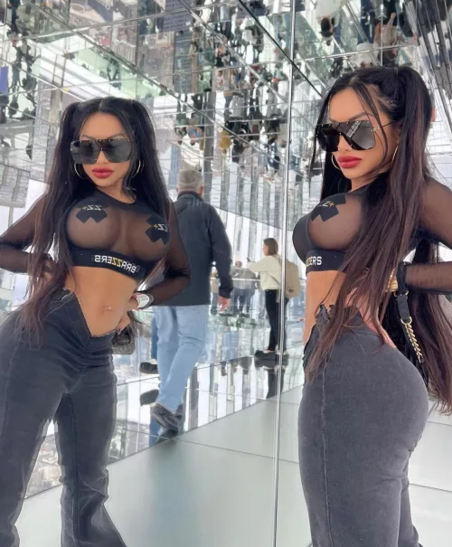 Top tier Asian bimbo