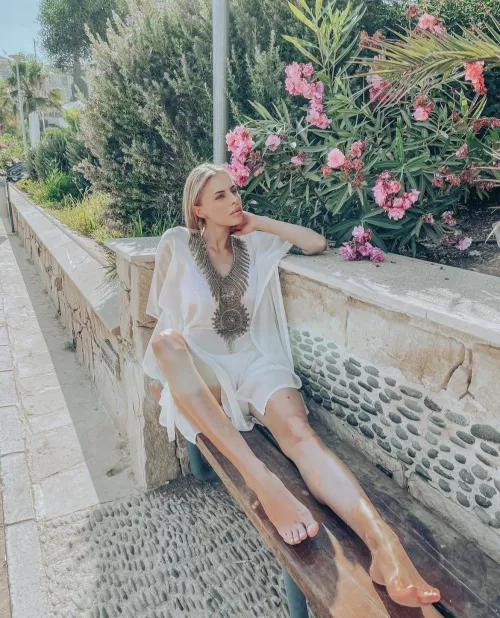 Travel with me✈️💼