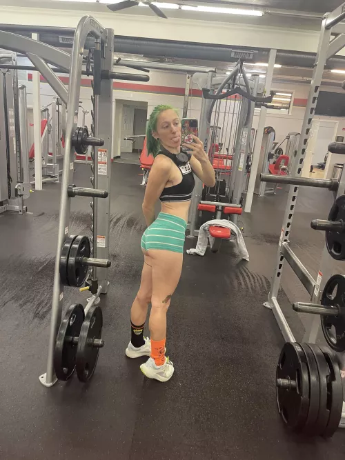 tryna meet me in the locker room?🤪