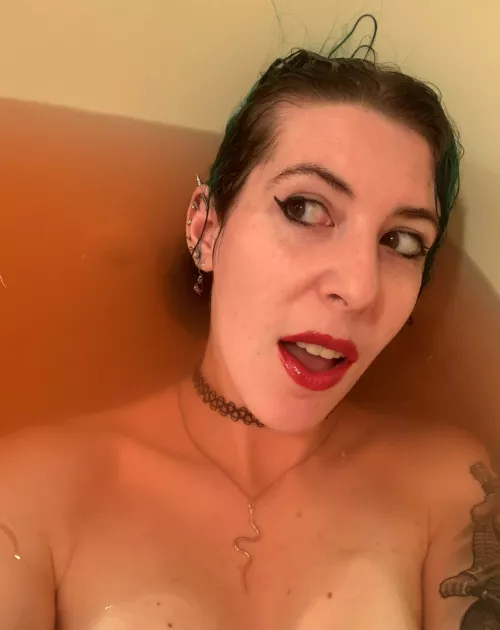 Used a candy cane bath bomb for the holidays