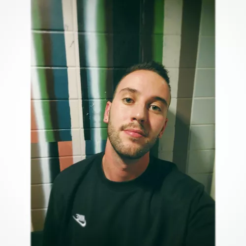 why do toilets always have great light? 😂