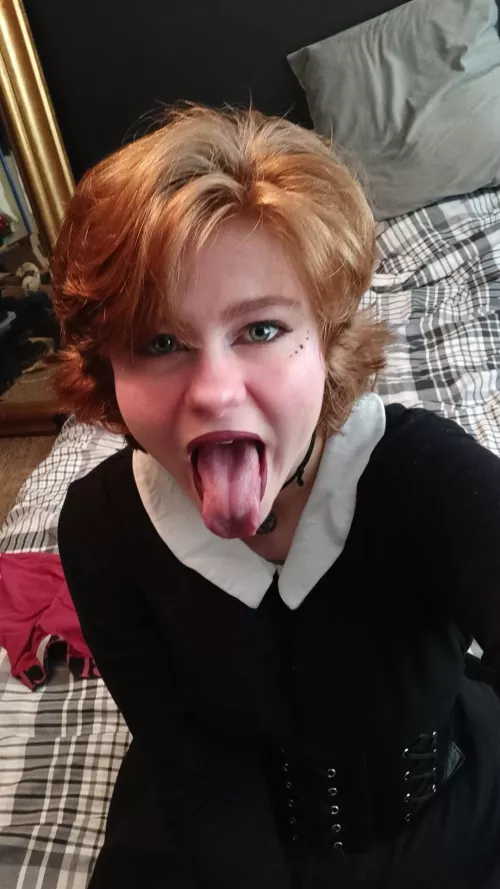 Will you ruin my make up Daddy? 🤤