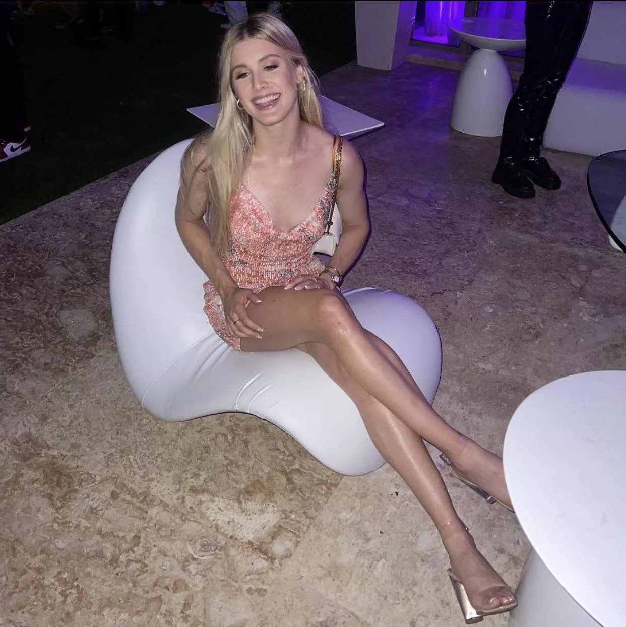 Woke up hard for Genie Bouchard! Anybody wants to help me out? Can tribute!