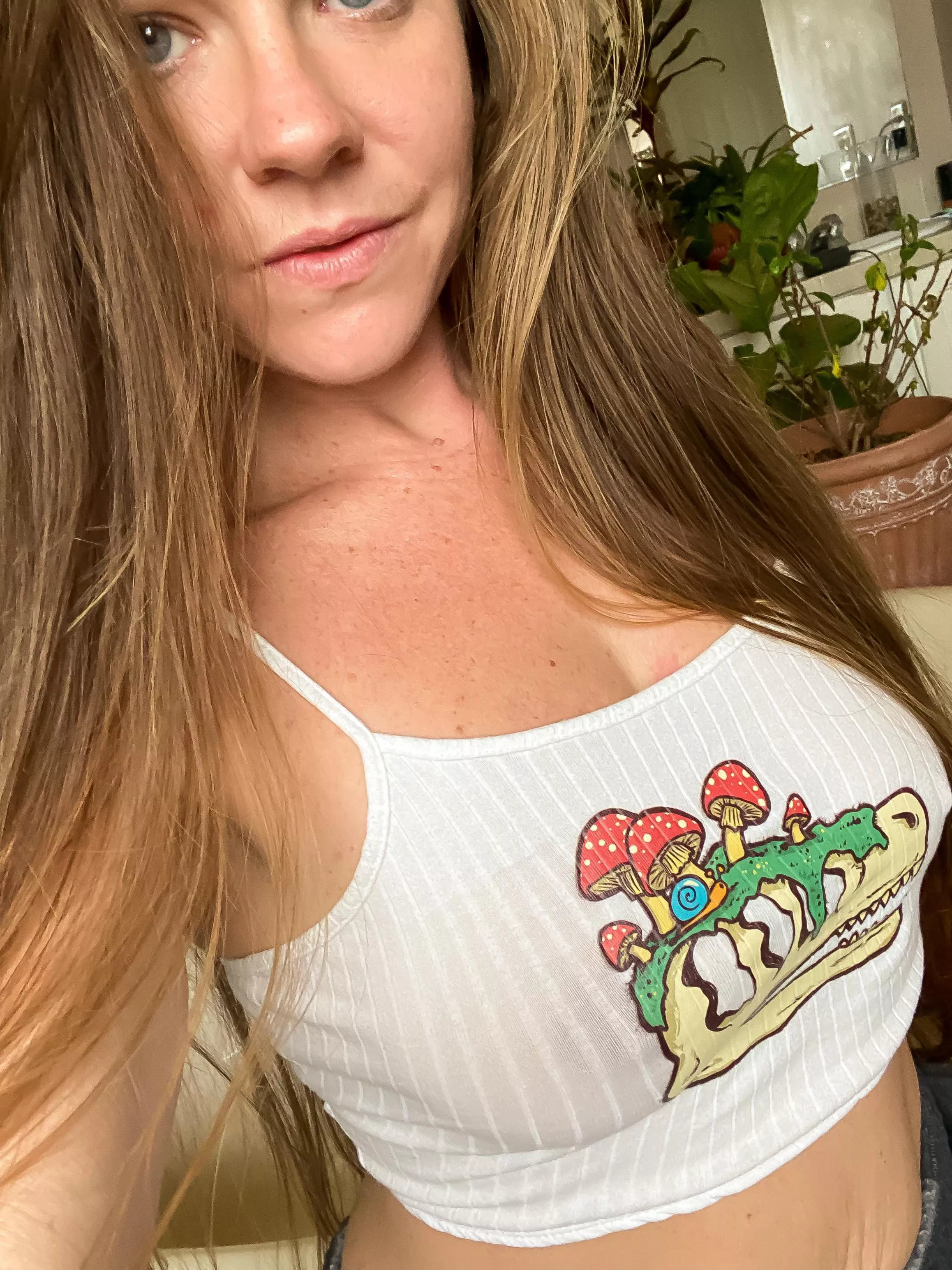 Yay or nay to the Dino skull top?