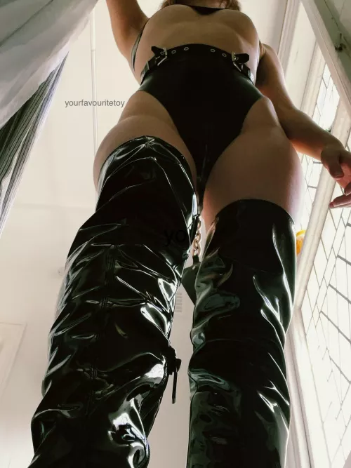 Your pov when you’re on your knees.