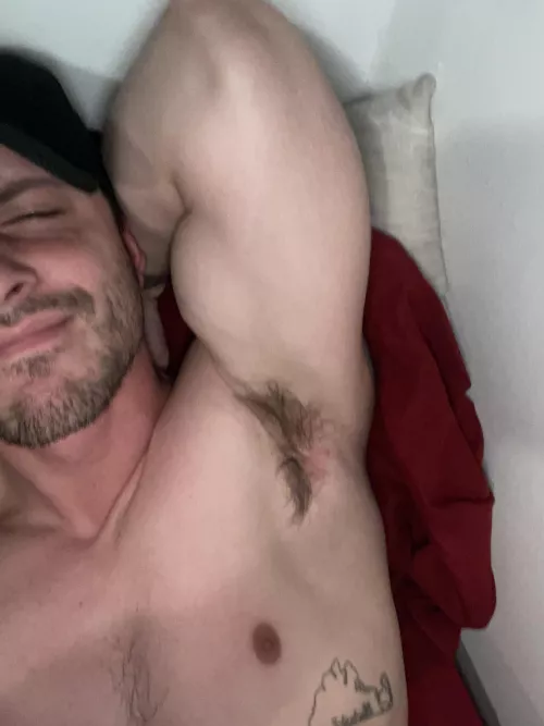 4 workouts in 2 days. No showers 😈