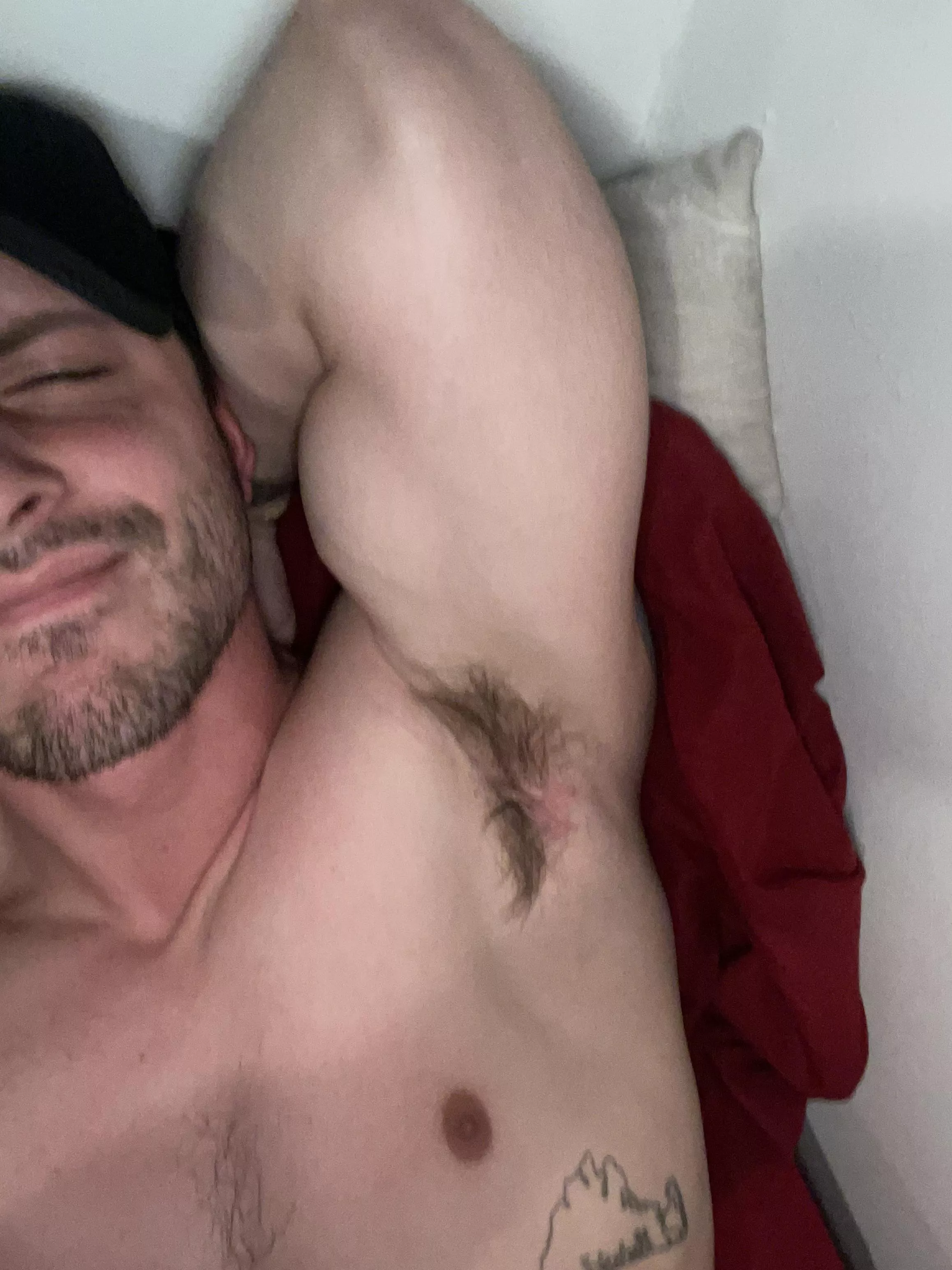 4 workouts in 2 days. No showers 😈