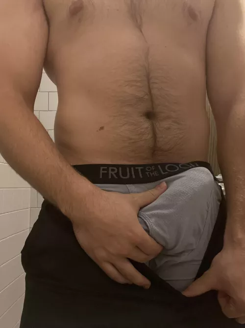 A shame my cock is covered, can’t see how veiny it is