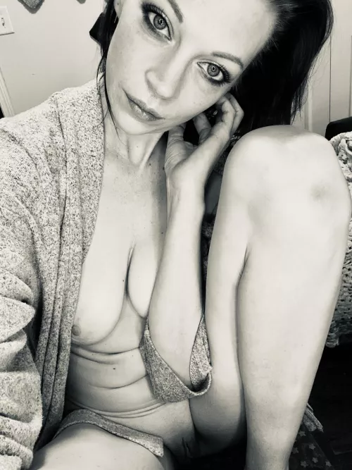 Born in lust, turn to dust 🖤