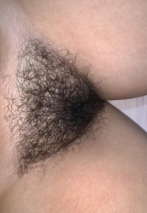 Come and spread my pussy lips😏