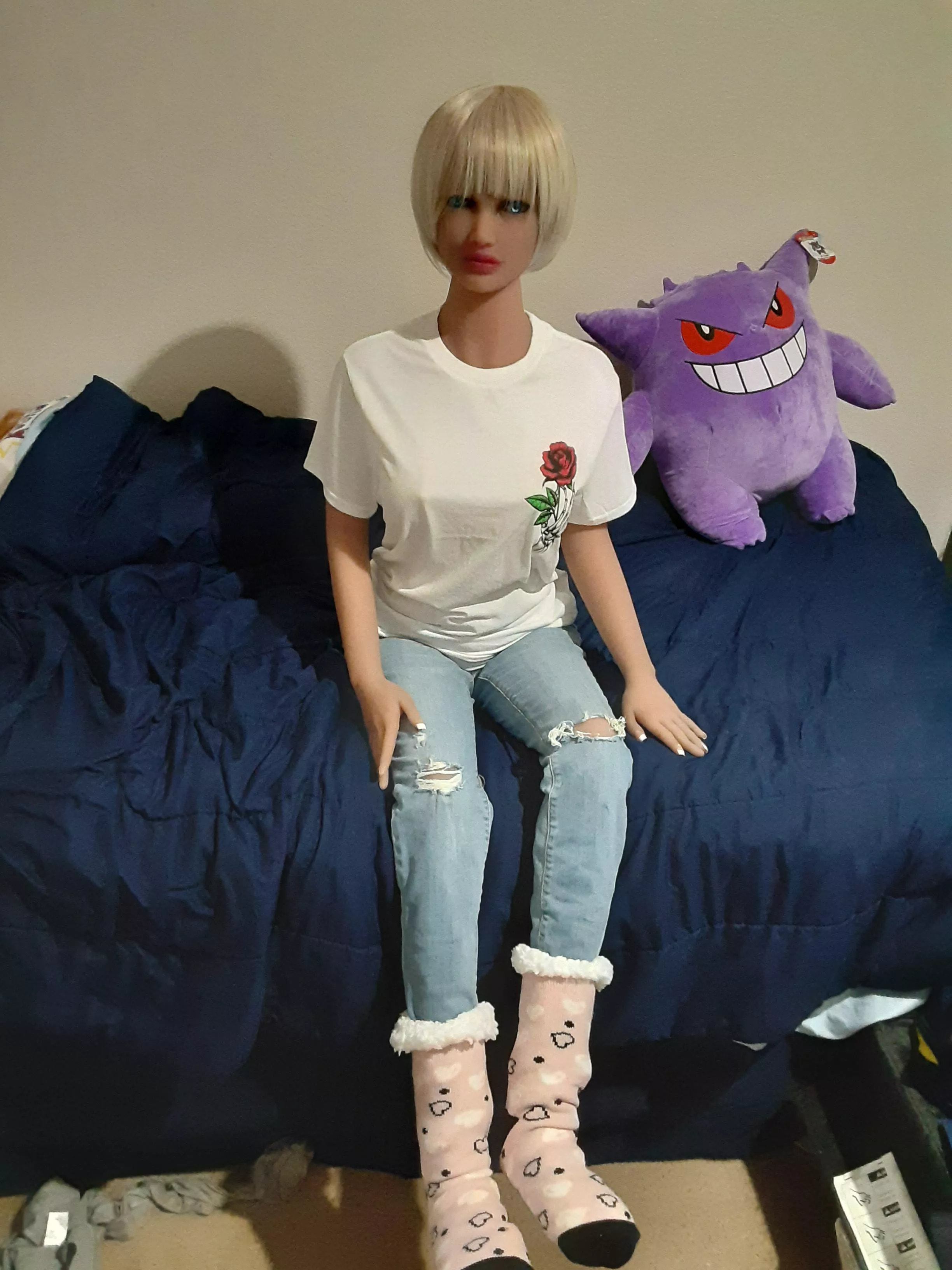 Courtney's new pants !!