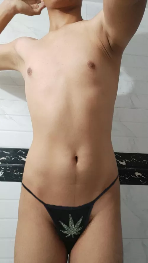 Do i look sexy in these??👉🏼👈🏼💦