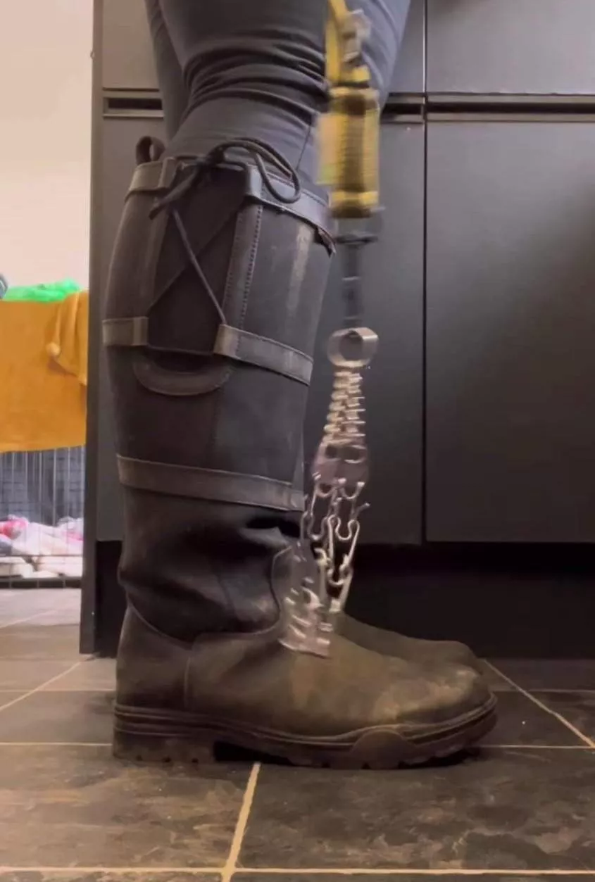 Does anyone know what boots these are exactly?
