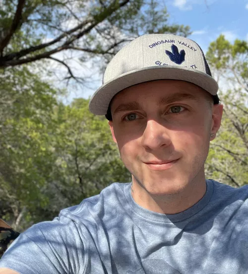 feeling confident today decided to take a day trip, how’s everyone’s day going?