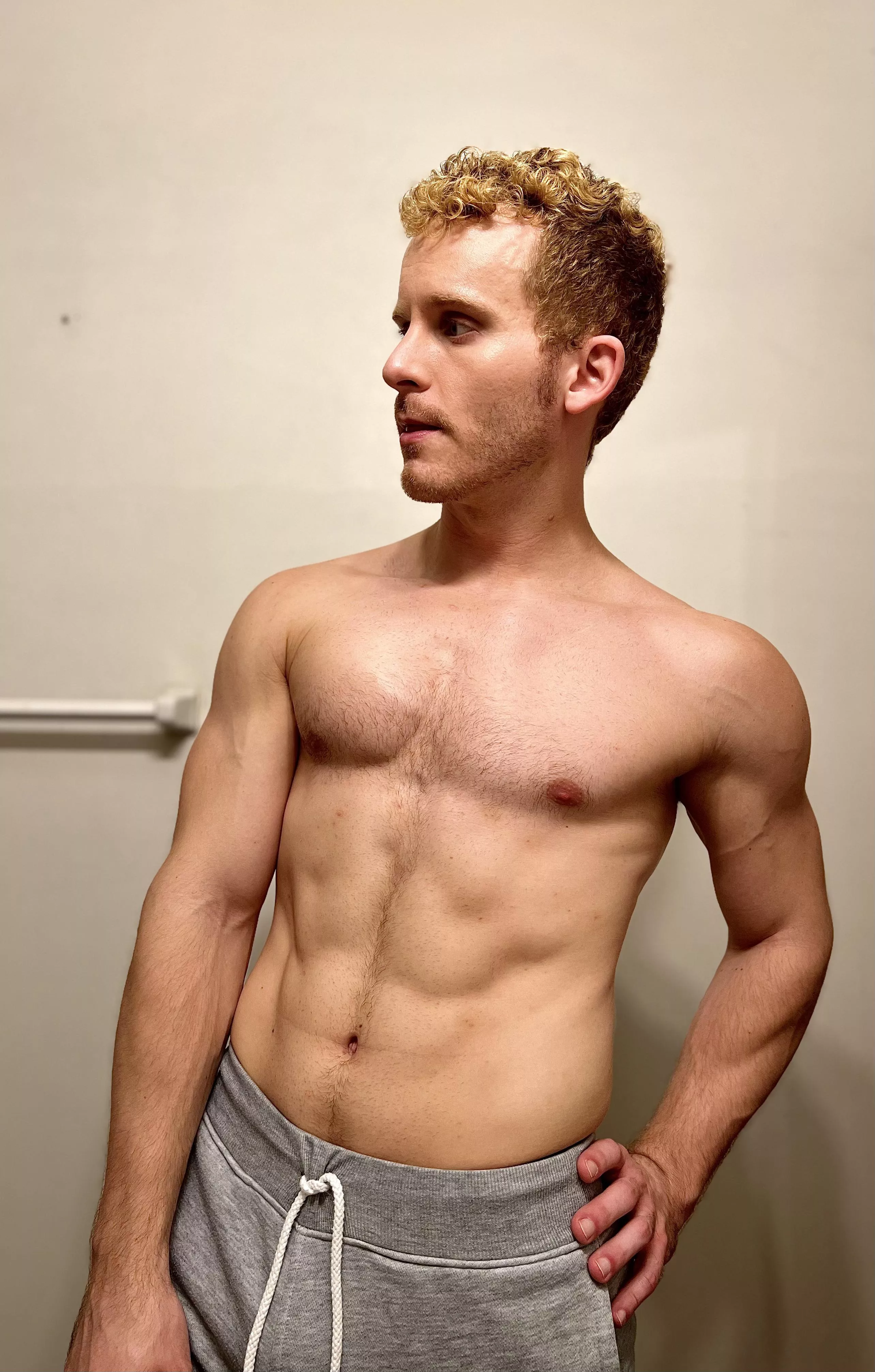 How big and poofy should I let my hair get this winter?