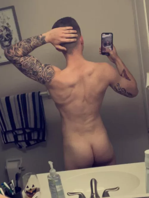 How’s my sleeve look? 🫣