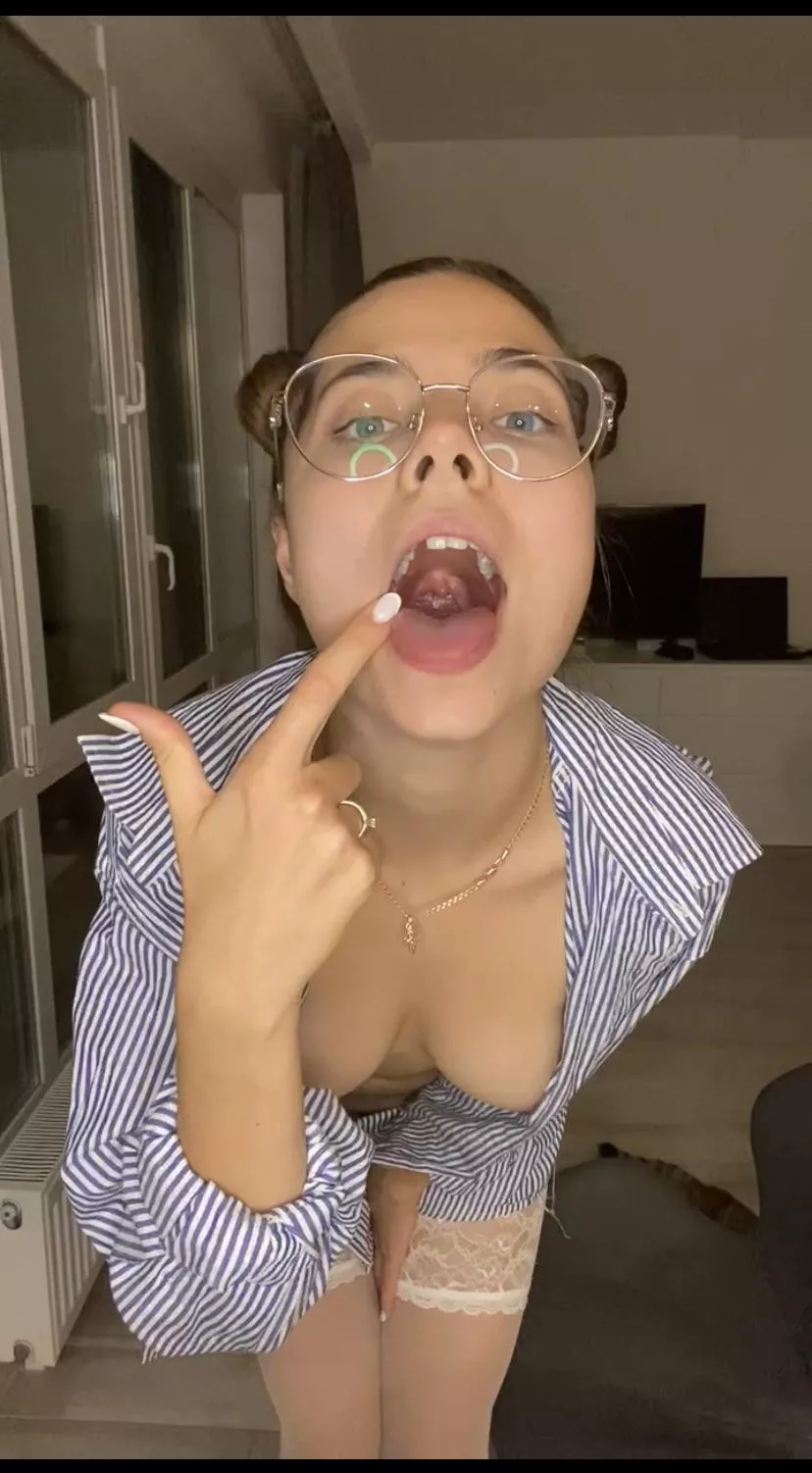 I can do magic wave with my throat