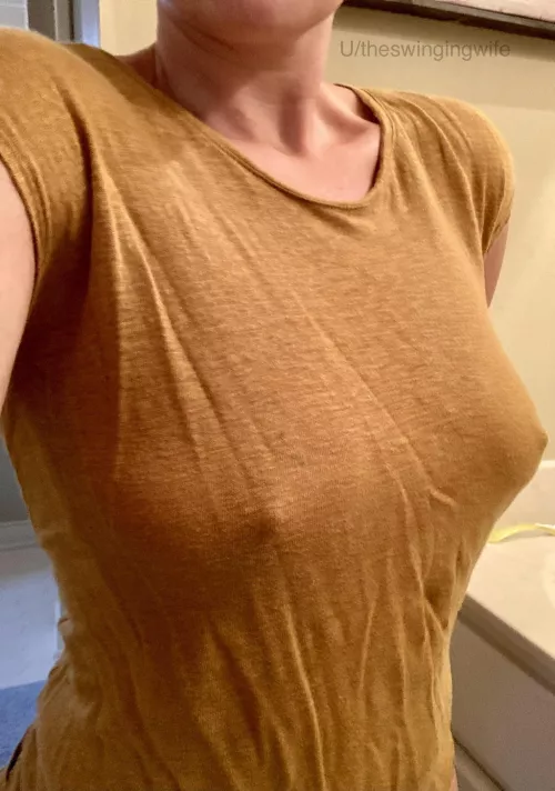 I found the perfect top to show off my milf pokies