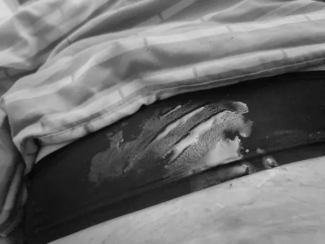 I love to play with his cum on my pantie 🔥