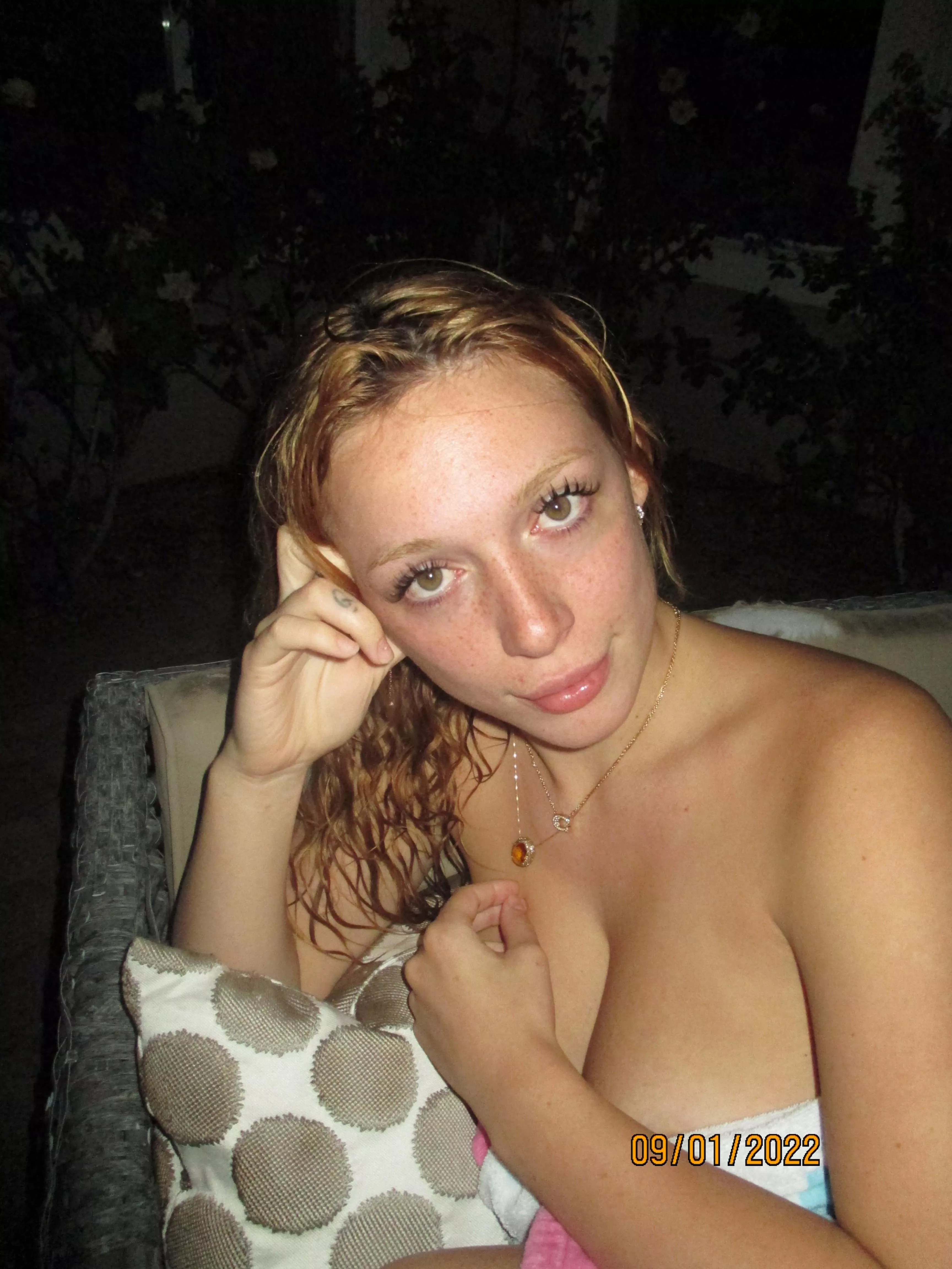 Just a redhead girl looking for love