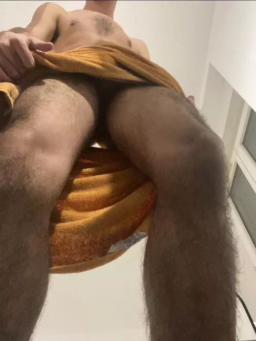 let me crush you with my thighs