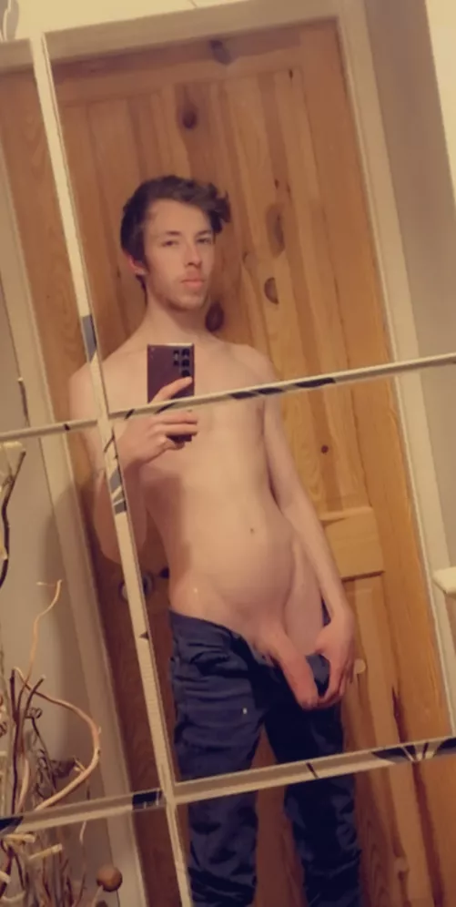 Lets have some fun infront of the mirror 😍