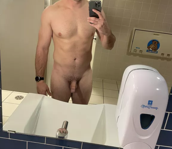 M 28 195 6’0” put on a little weight lately