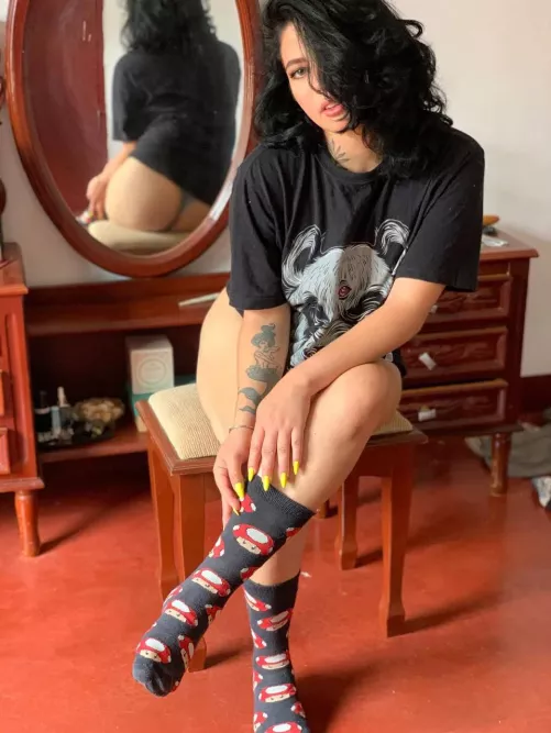 Magic mirror showing your biggest wish 🪞🍑