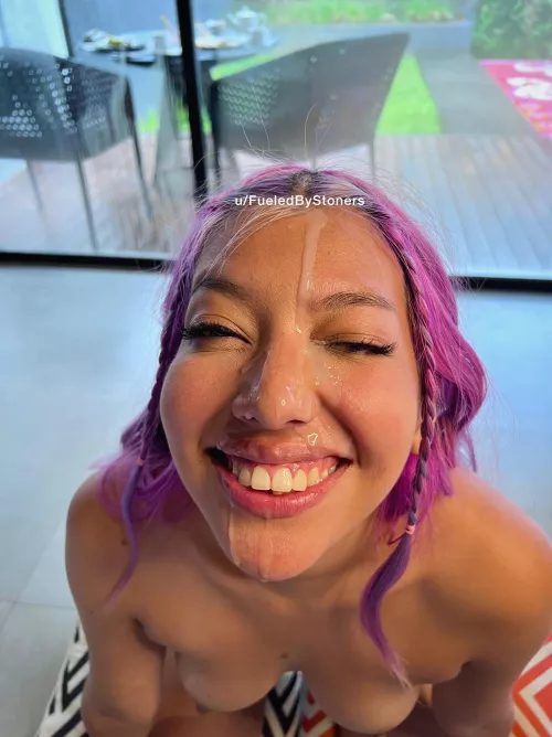 Need 3 more cumshots to fill up my face