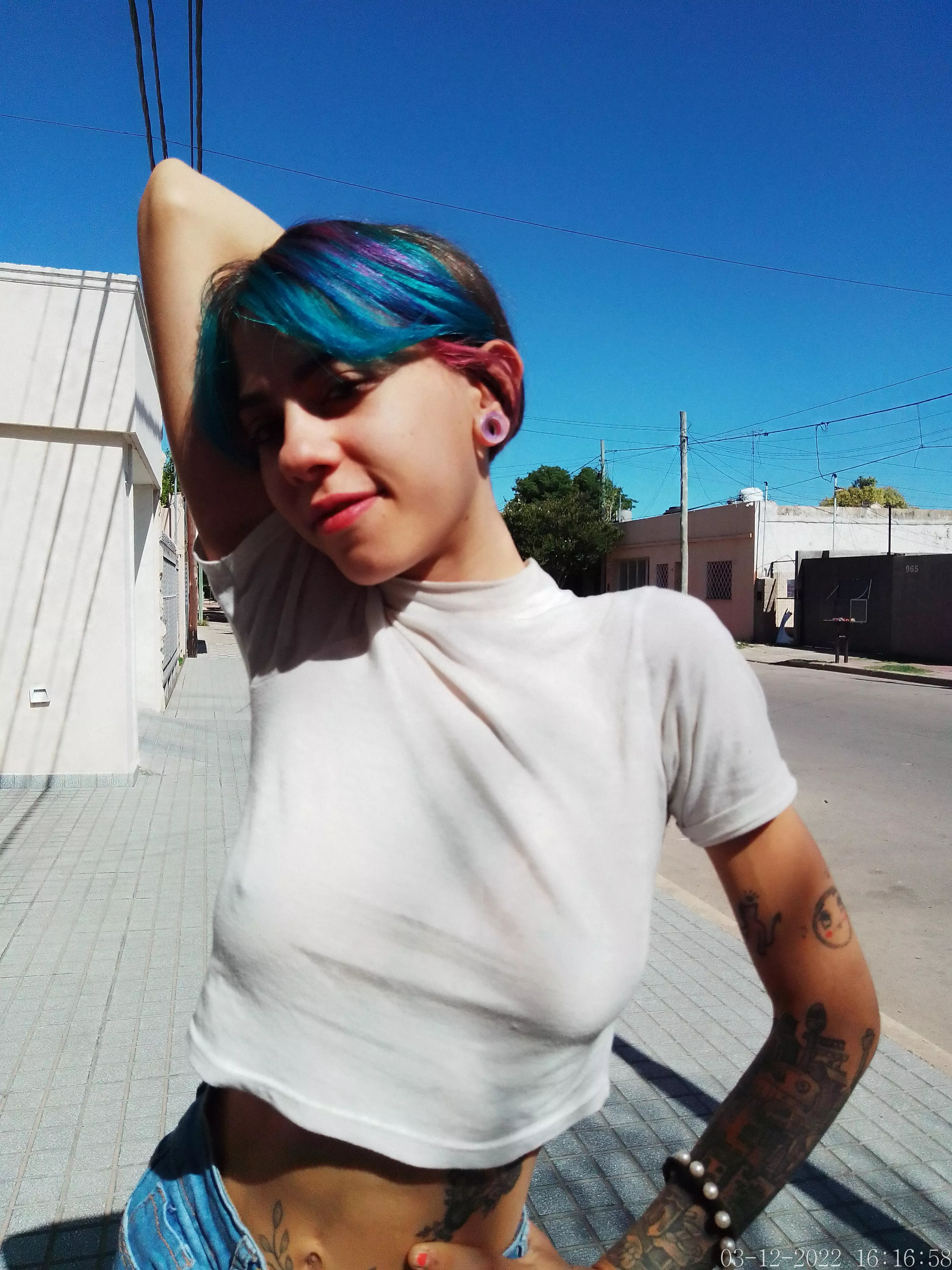 Never ever wearing bra ;)