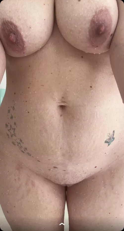 Rate my shower pic (f)