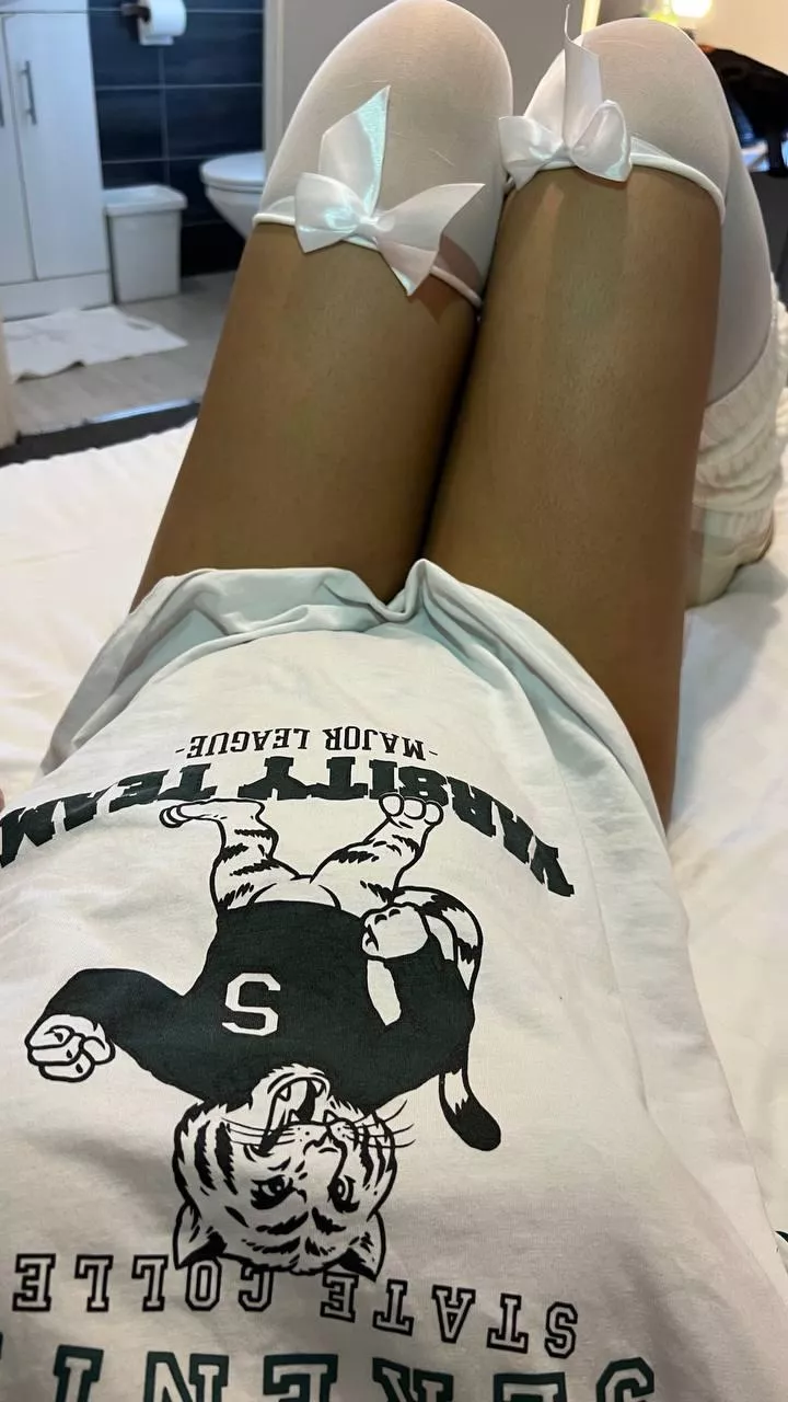 Sausage leg thighs 🙈