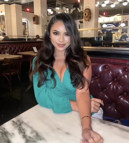 She wants you to hire her as your realtor