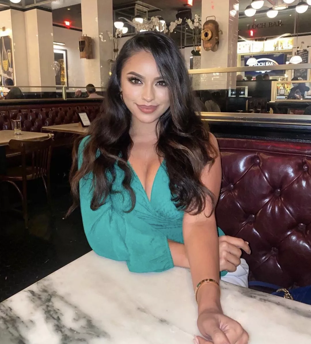 She wants you to hire her as your realtor