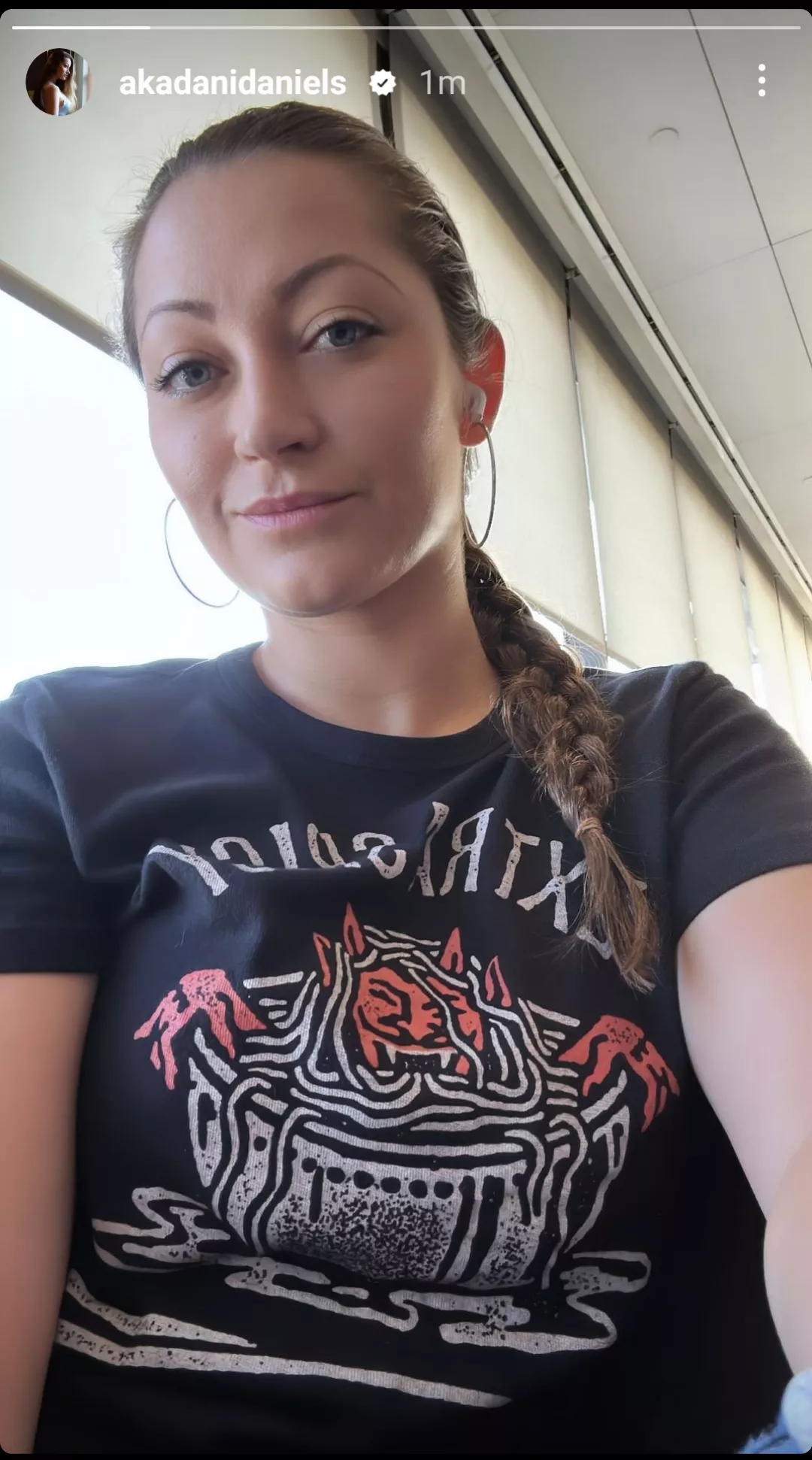 She's so beautiful. Such a natural beauty 😍😍❤️❤️ Her husband is really a lucky dude who gets blowed by her sexy lips. Damn she's just so good 🥺🥺❤️❤️❤️❤️