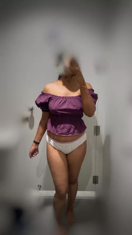 Should i get this top and wear it braless around the vicinity? 🥵