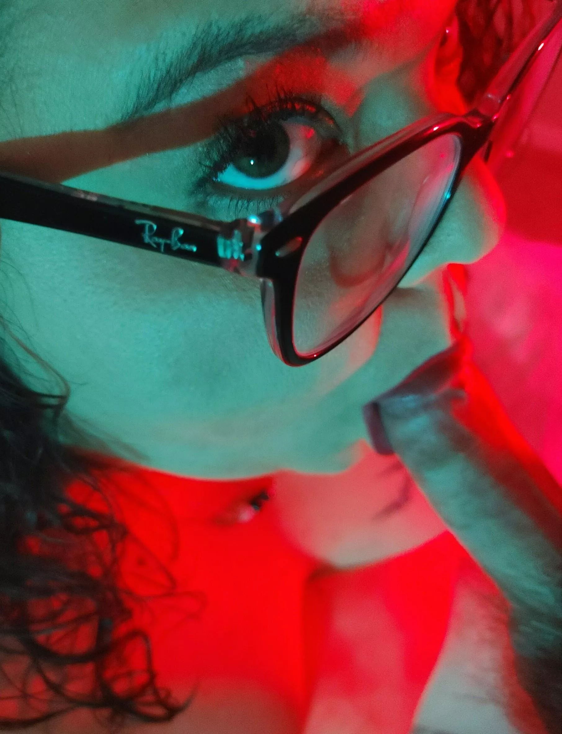 Sucking with my Glasses on