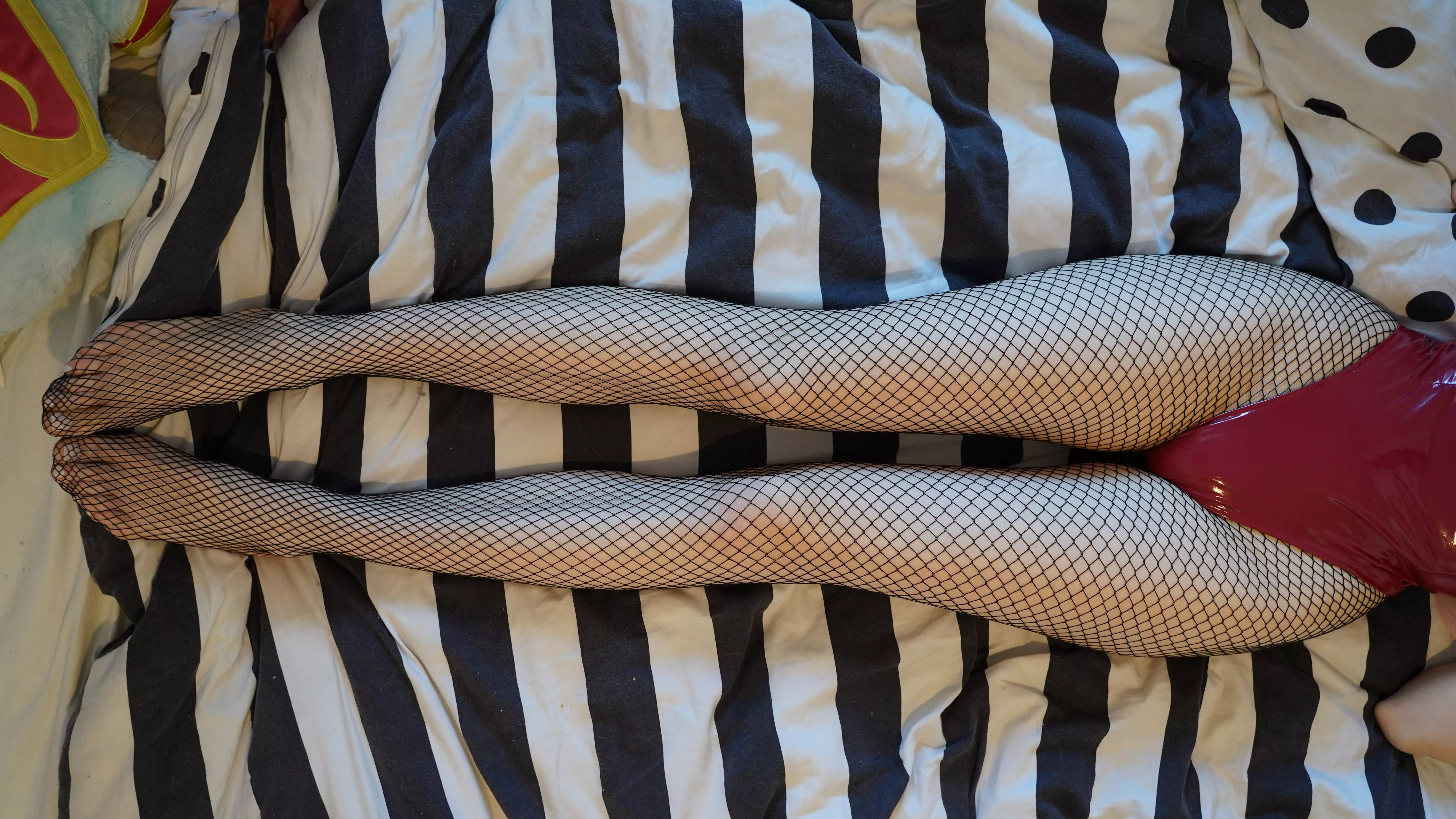 Use my thighs as earmuffs