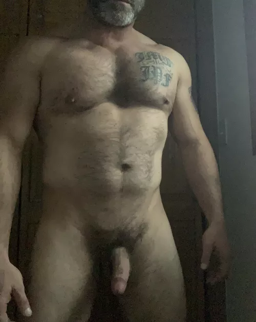 Who likes a big thick muscular daddy [48] dms open