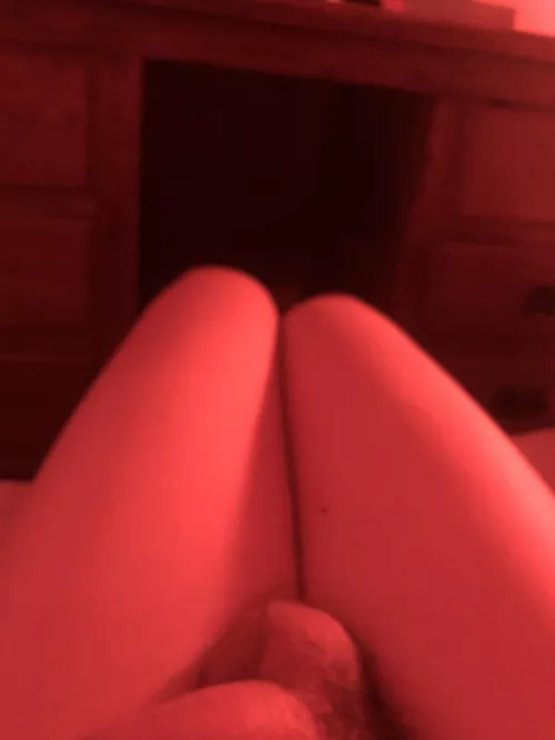 Who wants a free cumdump? (Dm me)