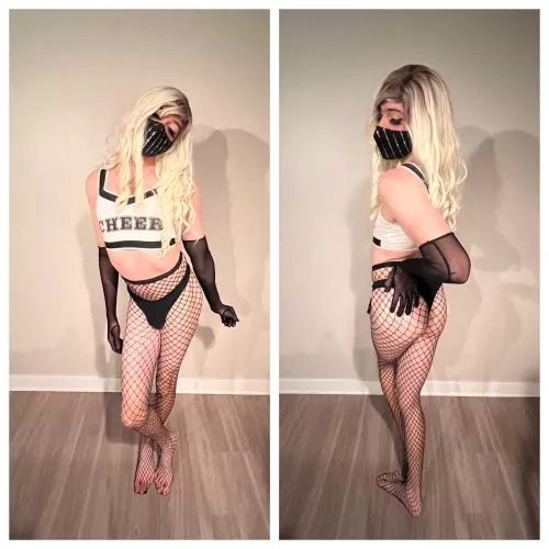 Who wants a slutty cheerleader for the night?💁🏼‍♀️