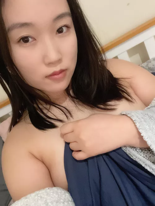 Would you come to bed with me?