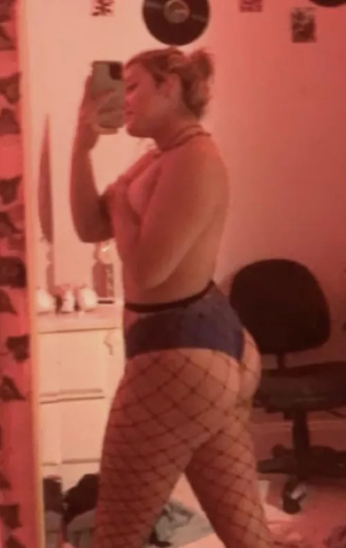 would you fuck me if you saw me?:)