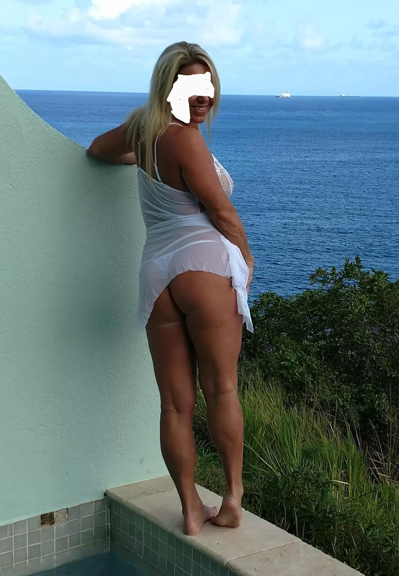 Would you smile back?