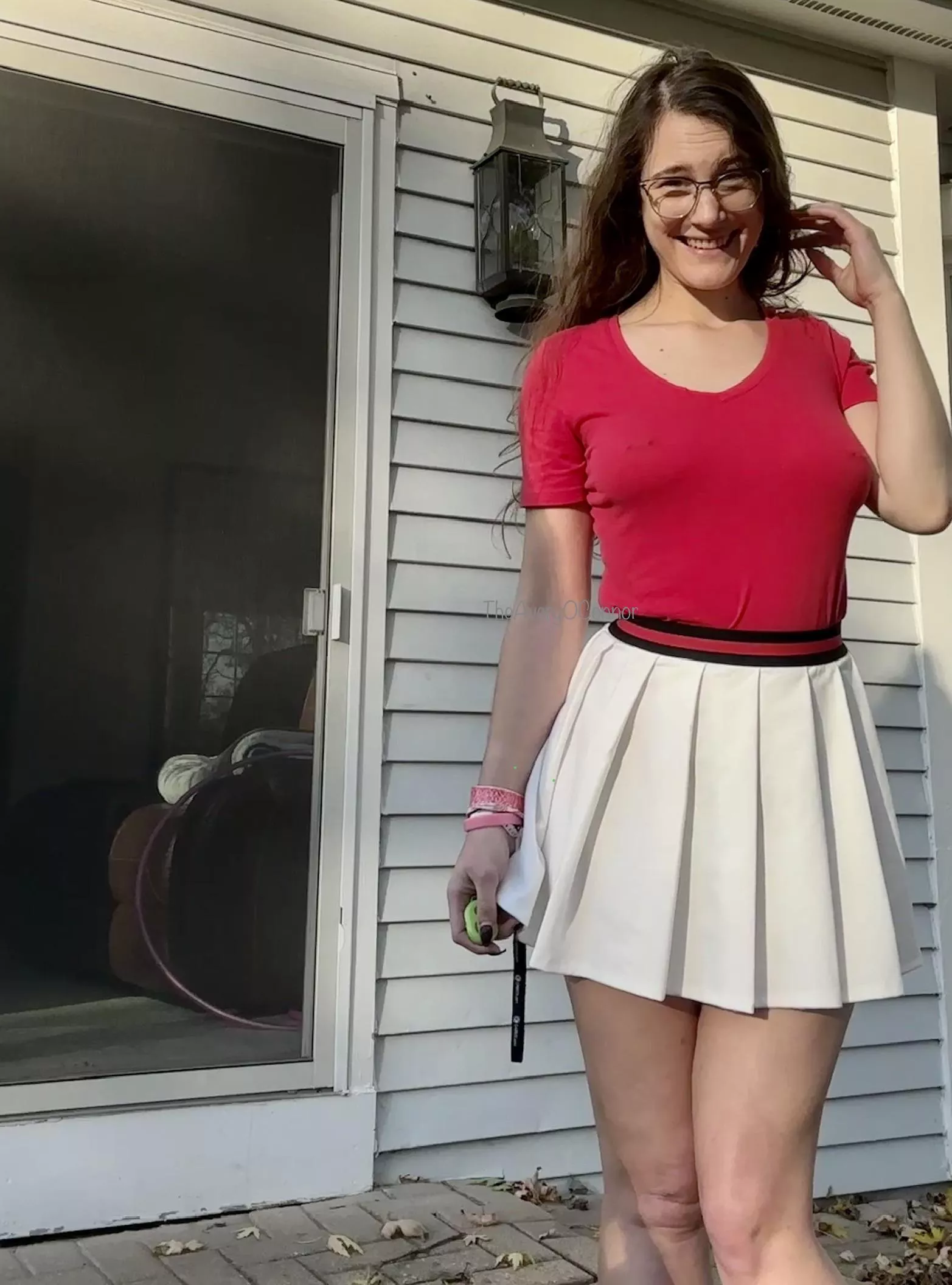 Your fave braless tennis babe