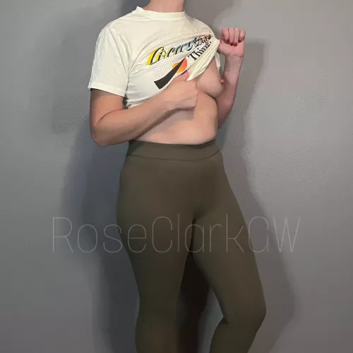 1985 ⚽️ mom 🔹 Suckable?