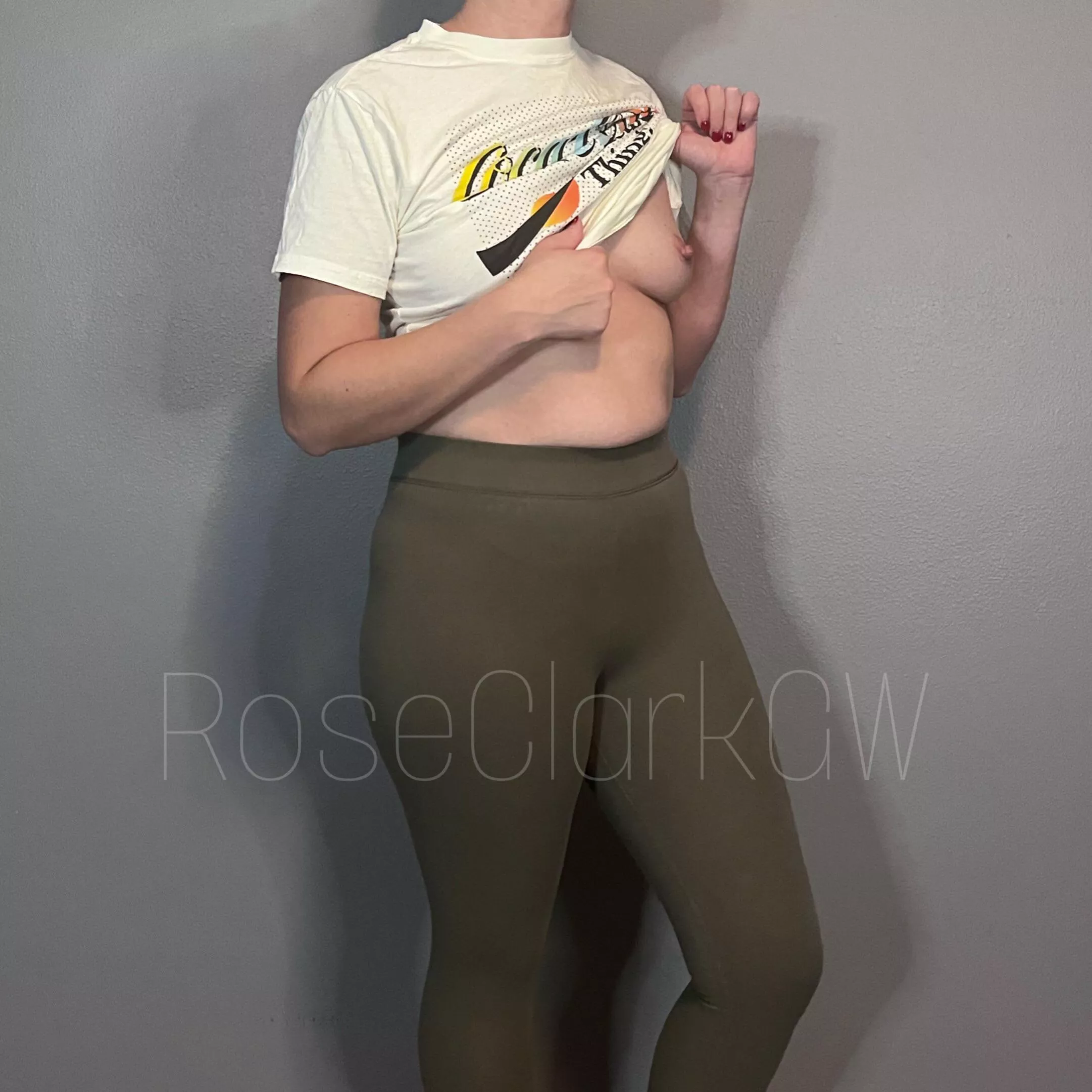 1985 ⚽️ mom 🔹 Suckable?