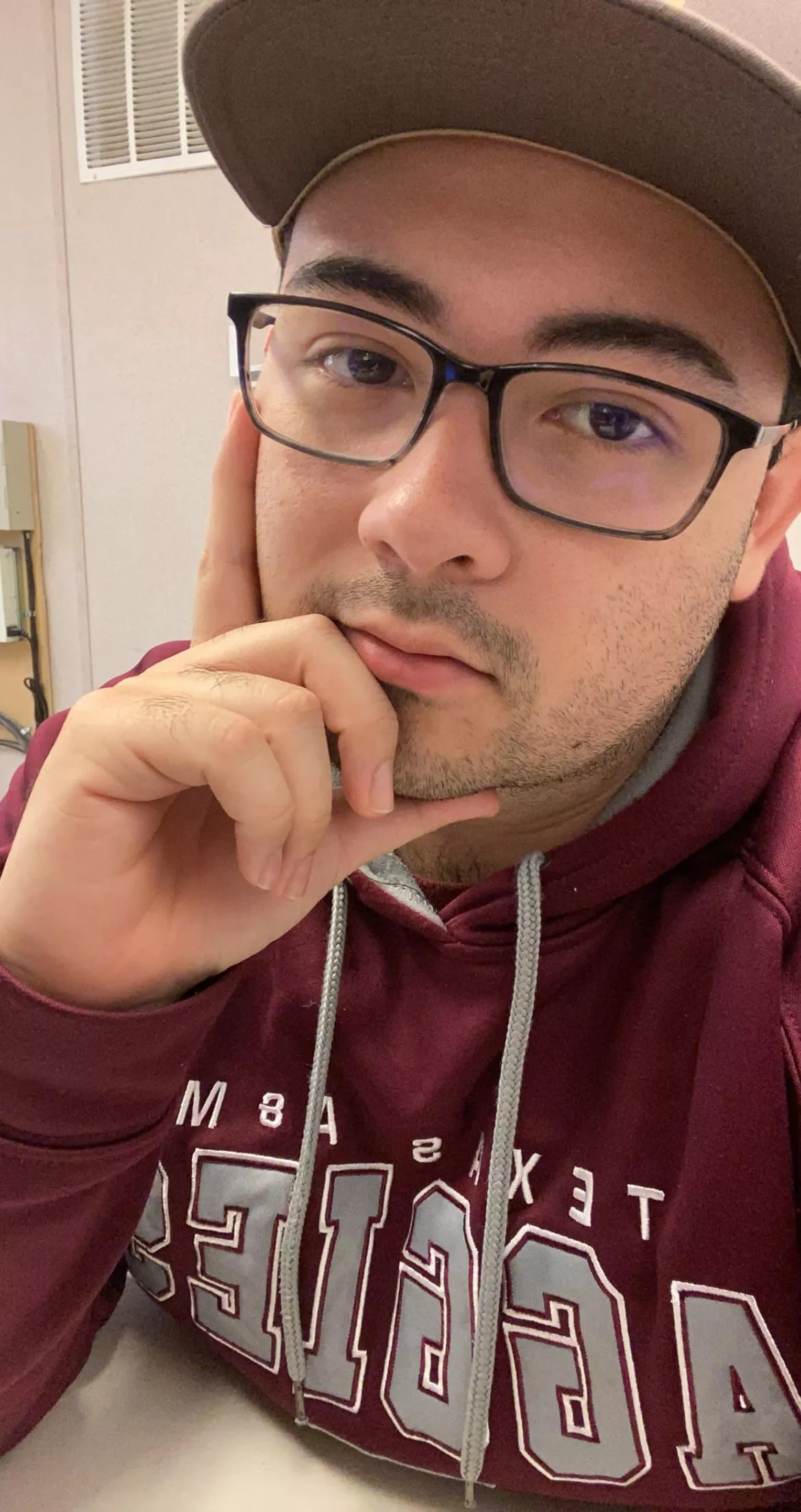 22 Texas here looking to make friends!