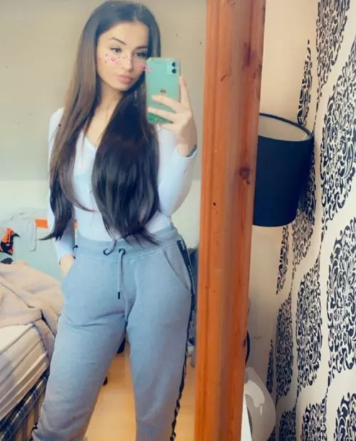 all I want is a sub that knows their place