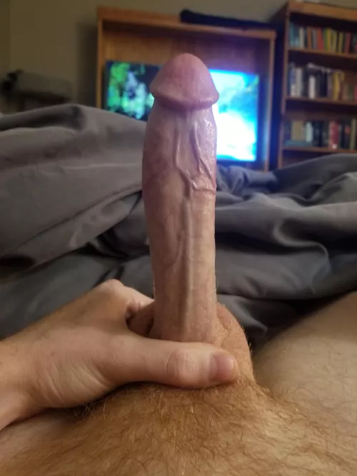 Almost the end of the week, here's a hard on to see you through to the weekend! 😜